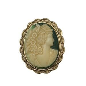 Vintage Cameo Lady Brooch Gold Tone Green Background C Clasp